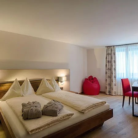 Otel Cervo Sils Maria