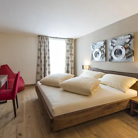 Отель Cervo Зильс-Мария